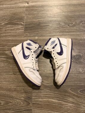 Air Jordan 1 shoes